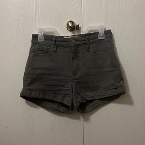 HOLLISTER GREY HIGH RISE GIRLFRIEND SHORTS SIZE 3